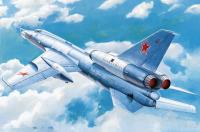 1/72 Самолёт Soviet T-22 _Blinder_ tactical bomber _Trumpeter_ 01695_