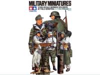 1/35 Немецкие солдаты зимой вокруг полевой печки _5 фигур_ _35212_