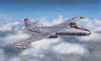 1/72 Самолёт  Martin B-57B _Italeri_ 1387_
