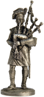 Волынщик 92-го _Гордона_ шотландского полка_ Великобритания_ 1815 г_ _NAP-4_