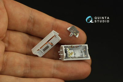 QD72049_03
