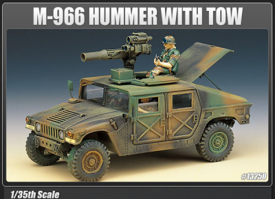 1/35 Автомобиль  M966 Hummer TOW _Academy_ 13250_
