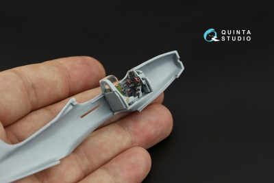 QD72048_03