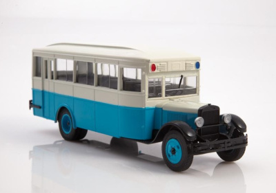 900421