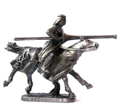 Турнирный рыцарь с дополнительными копьями. Пьютер (Солдатики Публия, 4505)